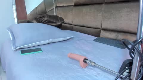 Annita online show from February 15, 11:50 am