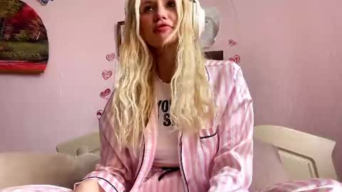 Hello my name is Kate online show from June 19, 7:34 am
