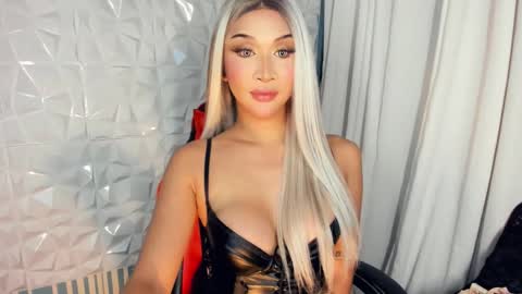 anntonia_porsild_xxx online show from March 15, 2:45 pm