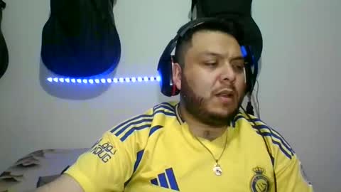 Snapshot of annubixxx69 chatting on October 25, 2:41 am lion kennedy independent model moderator online show from October 25, 2:41 am