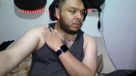 Snapshot of annubixxx69 chatting on October 27, 3:32 am lion kennedy independent model moderator online show from October 27, 3:32 am