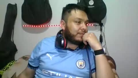 Snapshot of annubixxx69 chatting on October 31, 9:54 am lion kennedy independent model moderator online show from October 31, 9:54 am