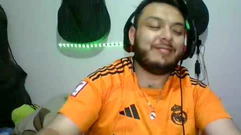 Snapshot of annubixxx69 chatting on November 5, 3:28 am lion kennedy independent model moderator online show from November 5, 3:28 am