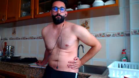 Snapshot of annuler_9 chatting on December 20, 3:42 pm adrenalinE online show from December 20, 3:42 pm