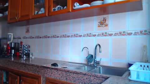 Snapshot of annuler_9 chatting on November 3, 2:18 pm adrenalinE online show from November 3, 2:18 pm