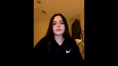 Snapshot of annuttaa chatting on December 21, 6:15 pm pushcase online show from December 21, 6:15 pm