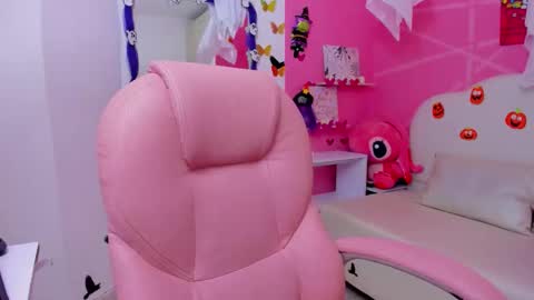 Snapshot of anny_bridge chatting on October 28, 10:34 pm Anny bridge online show from October 28, 10:34 pm