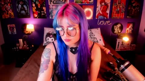 Snapshot of anny_cross chatting on January 18, 2:14 am Paty online show from January 18, 2:14 am