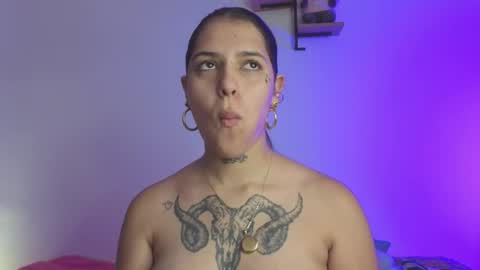 Snapshot of anny_cuttee chatting on June 3, 3:39 pm Anny online show from June 3, 3:39 pm