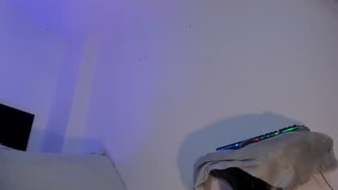 Hello  Open Pvt  Moans from lovense  Tell me  Fav 14 34 69  Especial level 34 online show from June 17, 8:54 pm