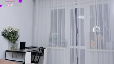 Snapshot of anny_leps chatting on February 13, 1:40 am anny_leps online show from February 13, 1:40 am