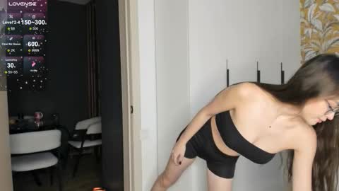 Snapshot of anny_leps chatting on September 12, 2:28 pm anny_leps online show from September 12, 2:28 pm