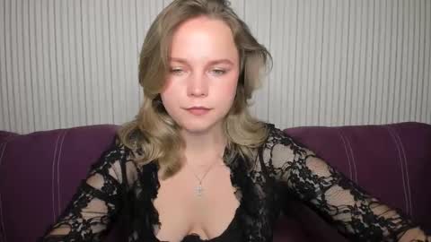anny_love_you online show from September 13, 7:02 pm