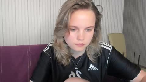 anny_love_you online show from September 14, 7:07 am