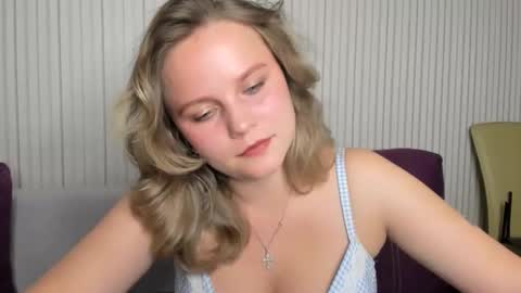 anny_love_you online show from September 22, 7:49 pm