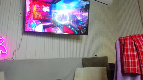 anny_love_you online show from October 30, 12:01 am