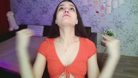 Annie online show from December 13, 1:59 am