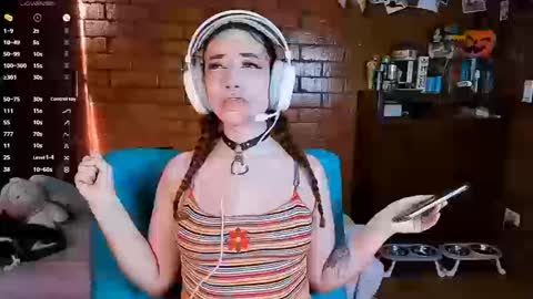 Anny  IG online show from March 4, 10:16 pm