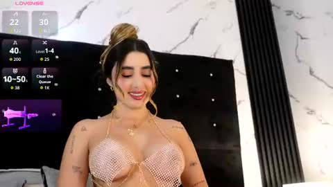 Snapshot of annyy_rosse chatting on July 19, 6:17 am ANNYY online show from July 19, 6:17 am