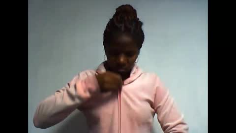 anselmee online show from March 10, 7:57 am