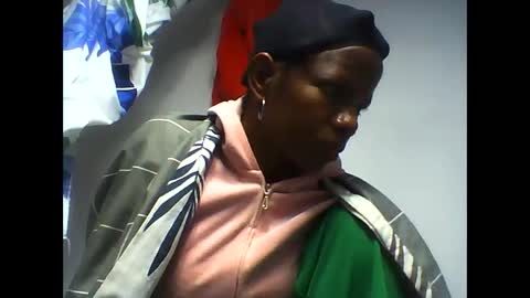 anselmee online show from March 13, 5:03 am