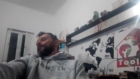 Snapshot of ansreramso chatting on January 17, 6:54 pm Lower chakra online show from January 17, 6:54 pm