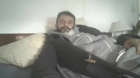 Snapshot of ansreramso chatting on February 10, 8:42 am Lower chakra online show from February 10, 8:42 am