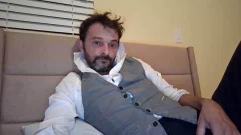 Snapshot of ansreramso chatting on October 14, 6:47 am Lower chakra online show from October 14, 6:47 am