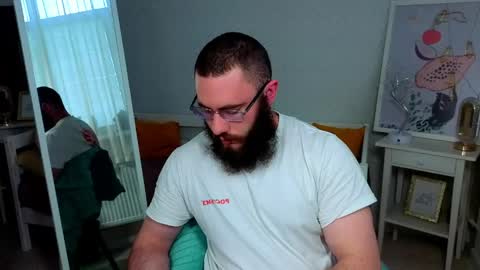 Ant online show from May 17, 3:19 pm