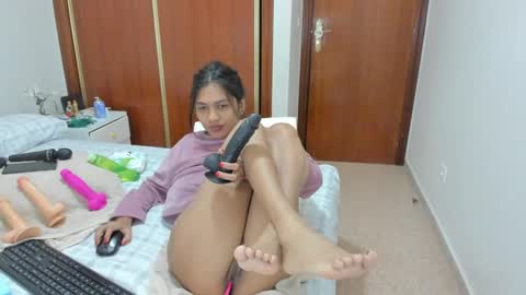 Snapshot of anthonela_hotsex chatting on December 28, 2:53 pm anthonela_hotsex online show from December 28, 2:53 pm