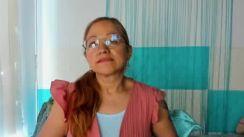 Snapshot of anthonela_mature_ chatting on May 21, 6:59 pm anthonela_mature_ online show from May 21, 6:59 pm