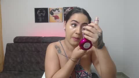 Anthonela Queen online show from March 3, 12:05 pm