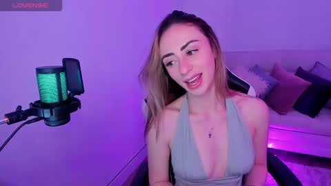 Anthonela online show from October 24, 11:45 pm