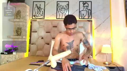 Anthonyy online show from April 18, 2:54 pm
