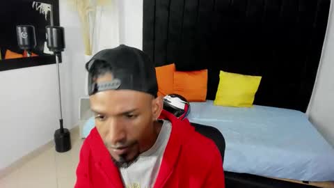       online show from November 2, 11:29 pm