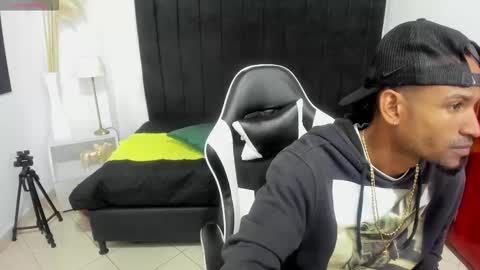       online show from December 17, 12:16 am