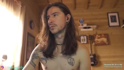 Antinoo Gnothi online show from November 3, 5:25 pm