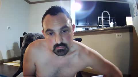 antknee226 online show from March 4, 5:57 am