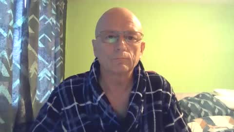 Snapshot of antmatt2025 chatting on September 17, 7:21 am antmatt2025 online show from September 17, 7:21 am