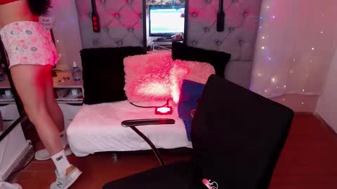 antolyh_c online show from February 9, 4:11 pm