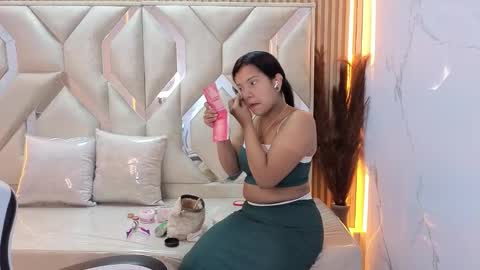 Antonela online show from October 29, 1:13 pm