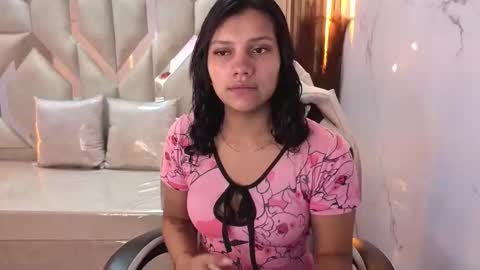 Antonela online show from December 3, 12:58 pm