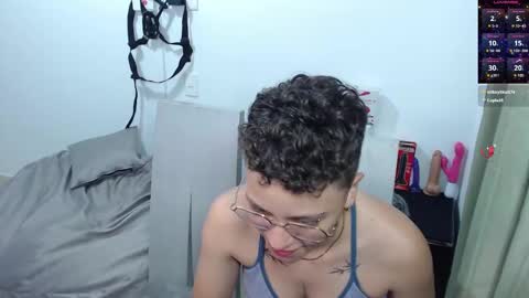 Snapshot of antonella_cruz02 chatting on March 12, 3:35 am anto ford02 online show from March 12, 3:35 am