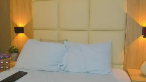 A N T O N E L L A  online show from October 29, 12:18 pm