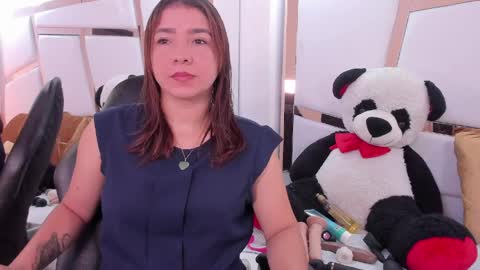 Antonella Moon 7 online show from April 7, 4:35 am