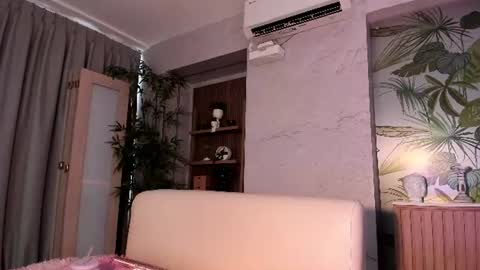 Snapshot of antonella_rossi24 chatting on July 3, 10:05 pm Antonella Rossi online show from July 3, 10:05 pm