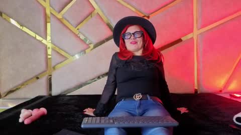   online show from June 4, 7:09 pm