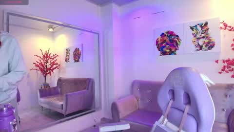Snapshot of antonella_wiild chatting on May 12, 3:25 am Antonella online show from May 12, 3:25 am