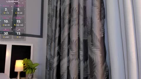 Snapshot of antonellaa_gomez chatting on December 18, 1:23 pm Antonellaa online show from December 18, 1:23 pm