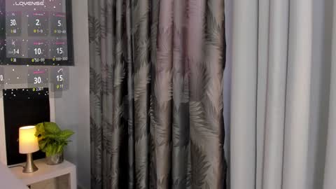 Snapshot of antonellaa_gomez chatting on January 9, 1:24 pm Antonellaa online show from January 9, 1:24 pm